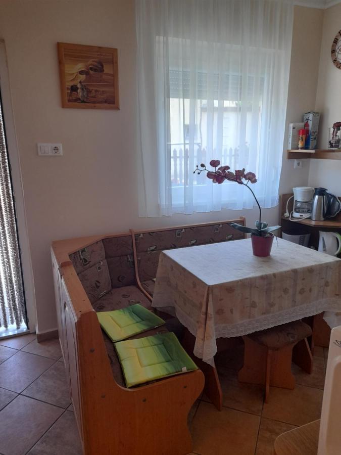 Thermal Apartman Tiszafuered Exterior photo